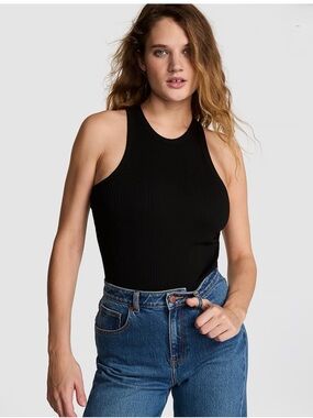 Medium VS Pink Black ribbed tank top with built in bra.